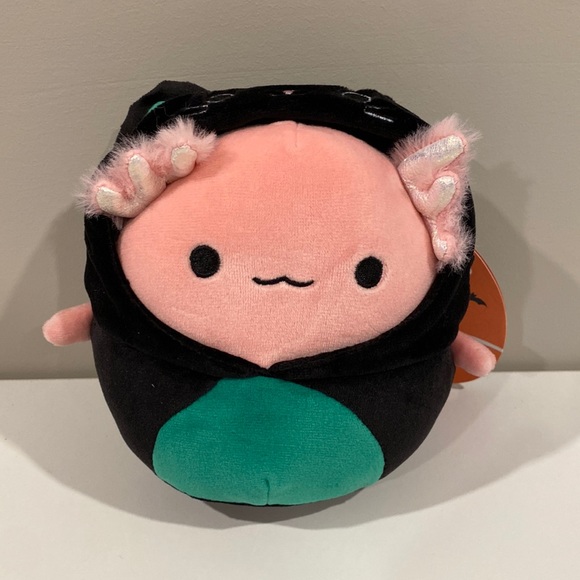 Squishmallows Other - Squishmallow 5” Archie the Axoltl in Bat Costume Halloween Collection